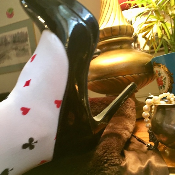 SEXY Retro Black Patent Leather Stilettos 👠 - Picture 4 of 5